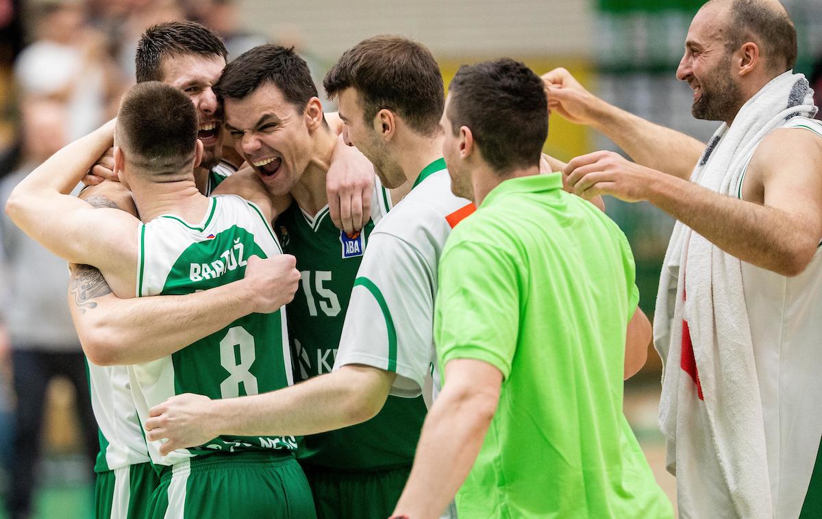 Krka Olimpija | Košarkarji Krke so si priigrali obstanek v ligi ABA. | Foto Vid Ponikvar