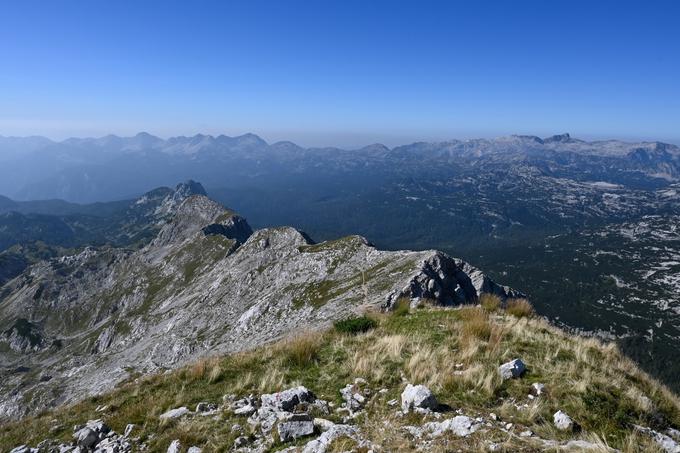 Že lani smo vam na Siolu v rubriki Nasvet za izlet v hribe pohod po bohinjskih planinah na Zelnarico in do Prehodavcev predstavili z možnostjo javnega prevoza iz Srednje vasi na planino Blato. | Foto: Matej Podgoršek