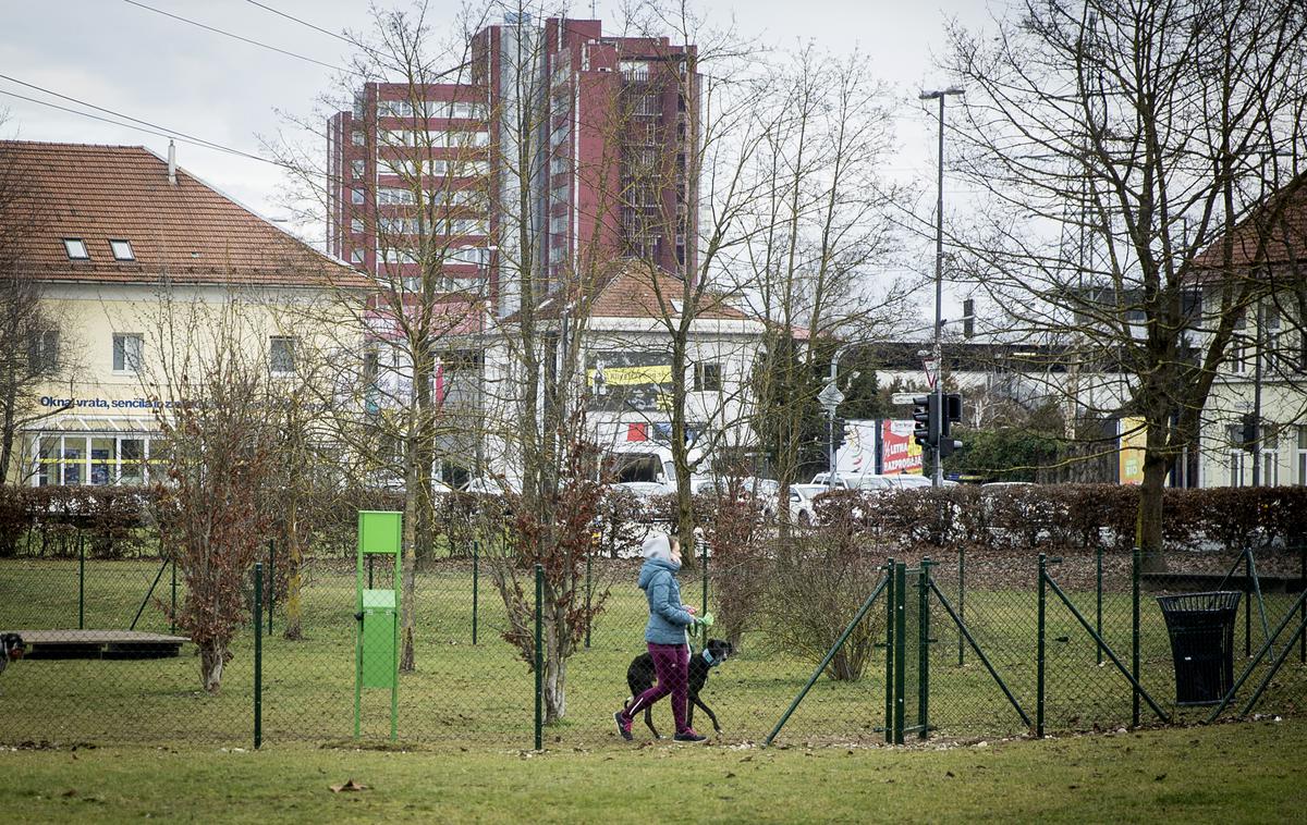 pasji park, Šmartinska | Foto Ana Kovač