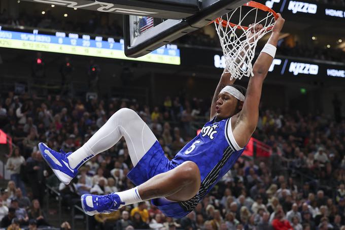 Paolo Banchero je bil prvi mož zmage New Orleans Pelicans nad Utah Jazz. | Foto: Reuters