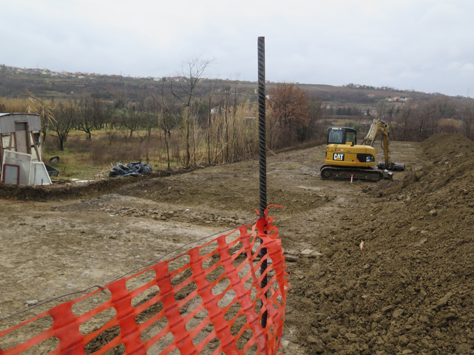 Arheološka izkopavanja na trasi drugega tira na območju Dekanov | Foto: STA ,