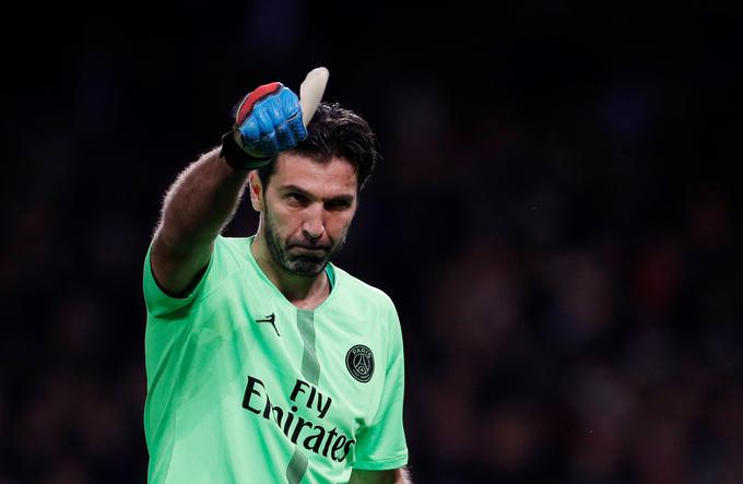 Gianluigi Buffon je živa legenda italijanskega nogometa in Juventusa. | Foto: Reuters