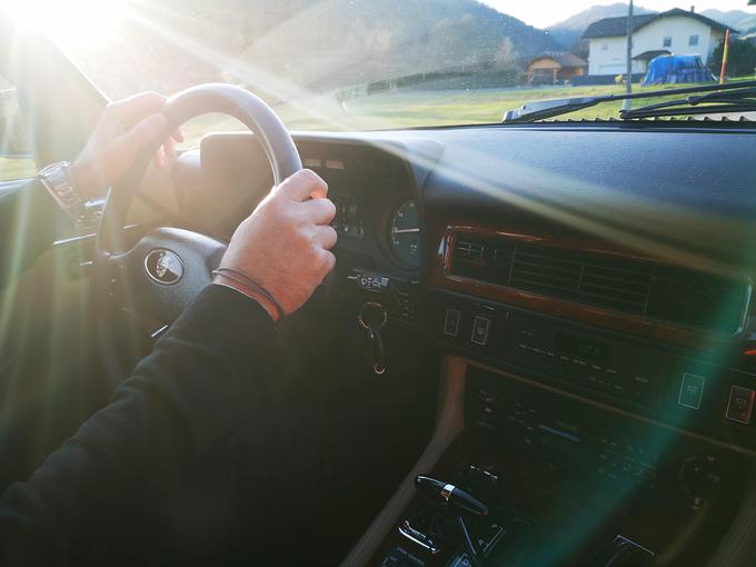 Tak jaguar je s svojo prefinjenostjo in udobjem namenjen predvsem cestnim užitkom. | Foto: Gregor Pavšič