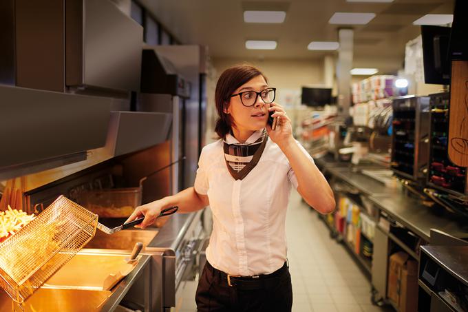 Diploma ni najpomembnejša. Za delo in kariero v McDonald'su so pomembnejše osebnostne lastnosti in motivacija. | Foto: 