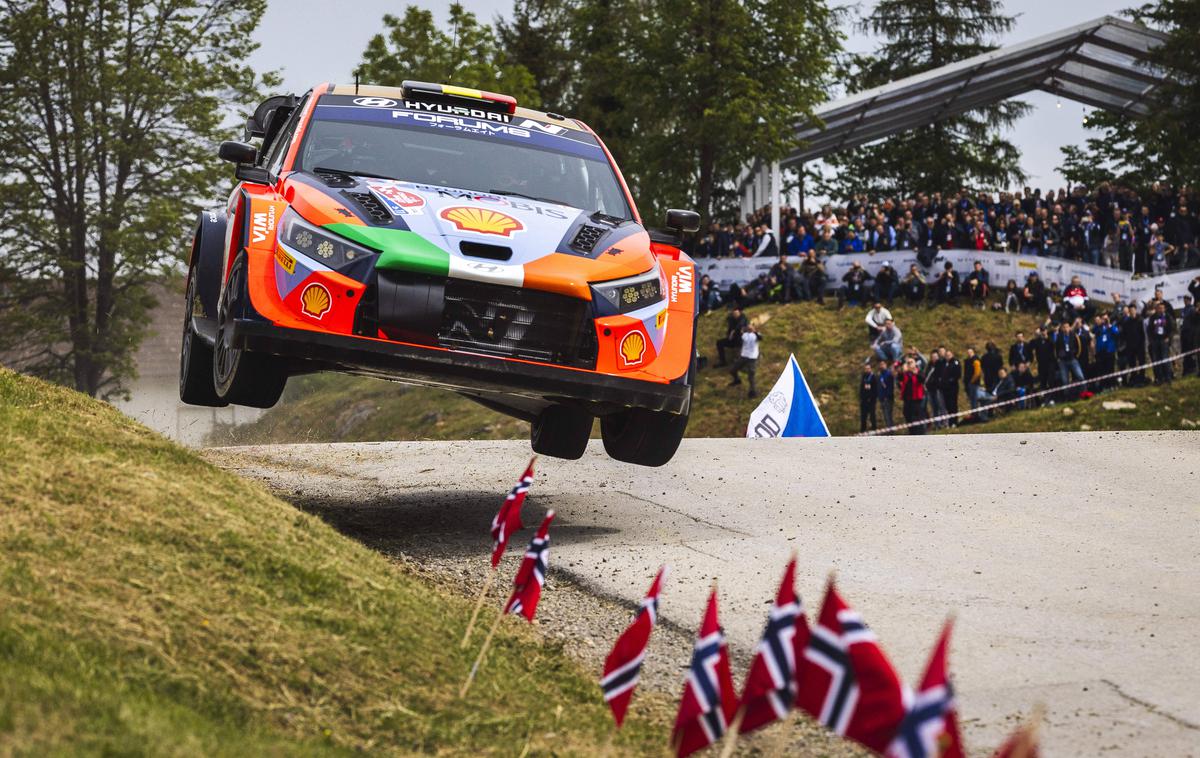 reli Hrvaška Thierry Neuville Hyundai | Thierry Neuville je vodilni v letošnjem prvenstvu in vodilni na Hrvaškem po 14. hitrostni preizkušnji. | Foto Guliverimage