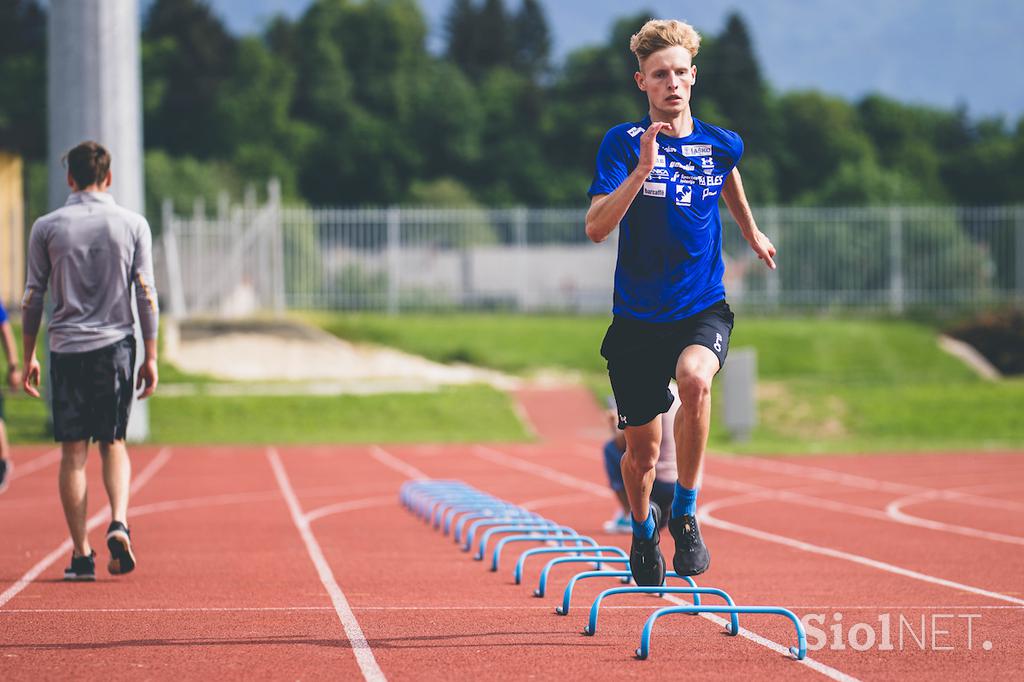 Skakalci skakalke trening Kranj