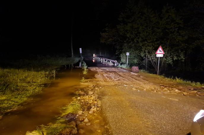 Neurje | Zaradi meteornih voda so imeli ponoči gasilci polne roke dela. | Foto Občina Lovrenc na Pohorju