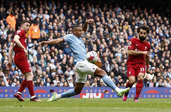 Mohamed Salah je zadel za 1:0, a je City hitro izenačil. | Foto: Reuters