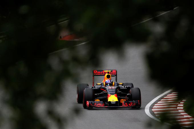 Max Verstappen ni ponovil napak iz Monte Carla, prav tako se ni zlomil pod velikim pritiskom Rosberga. | Foto: 