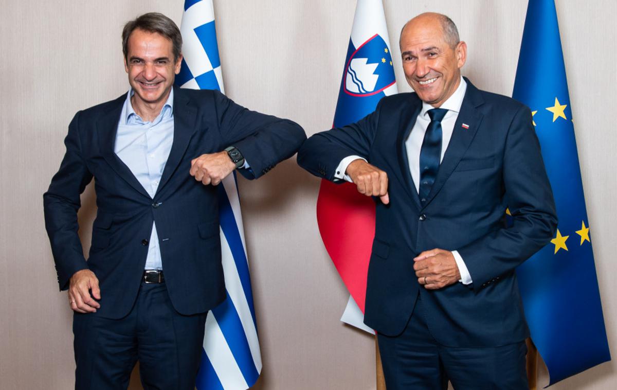 Janez Janša Kyriakos Mitsotakis | Predsednik vlade Janez Janša z grškim kolegom Kyriakosom Mitsotakisom | Foto KPV