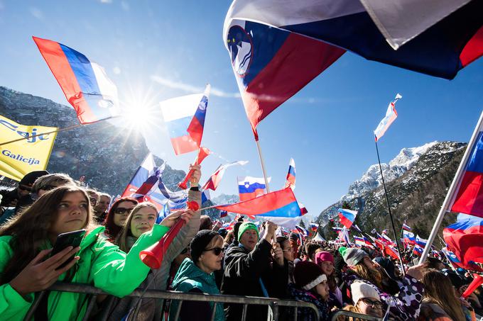 Tudi prihodnje leto bo v Planici ogromno gledalcev. Leta 2016 jih je bilo v petih dneh kar 111 tisoč. | Foto: Peter Podobnik/Sportida