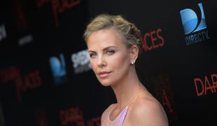 Zakaj je Charlize Theron povabila predsednika Obamo v nočni klub? (video)