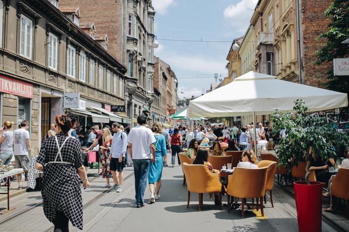 Zagreb | Na Hrvaškem so v minulih 24 urah ob 9658 testih zabeležili 816 novih okužb | Foto Ante Majić