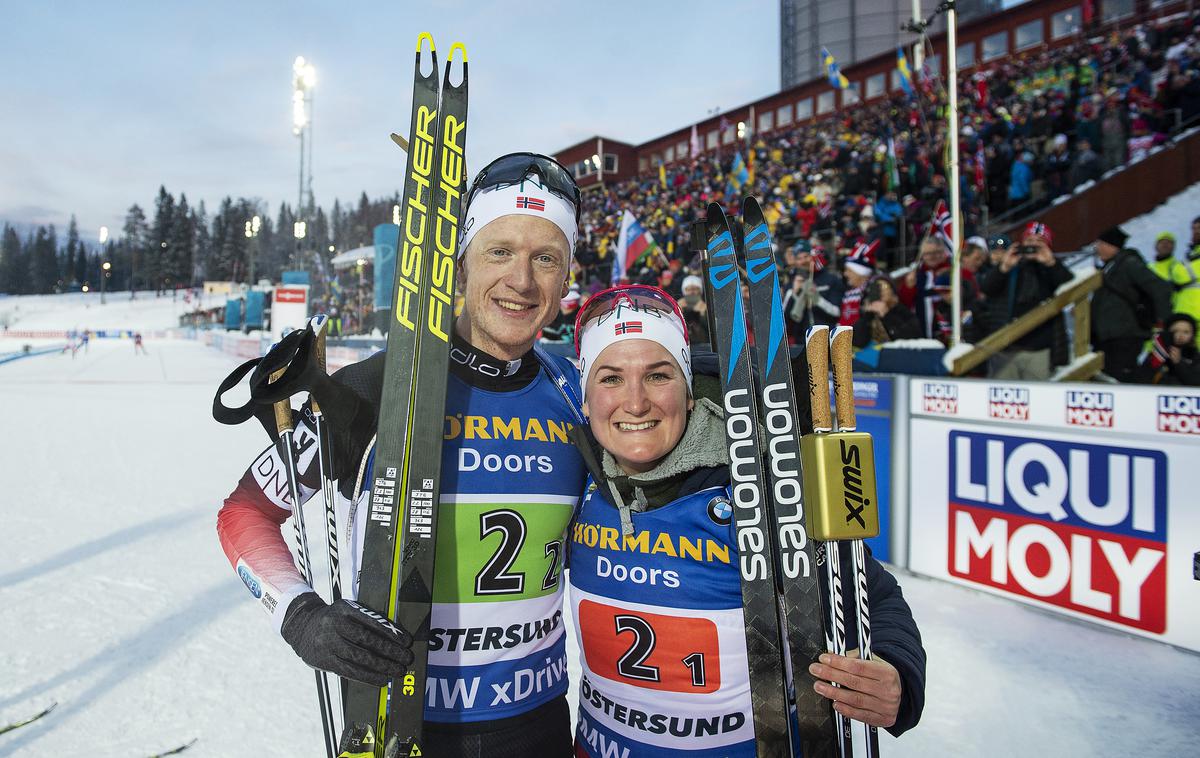 Marte Olsbu Roeiseland Johannes Thingnes Boe | Johannes Thingnes Boe in Marte Olsbu Roeiseland sta svetovna prvaka. | Foto Reuters