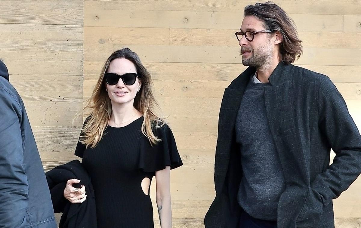 Angelina Jolie in David Mayer de Rothschild | Ni povsem jasno, ali sta bila igralka in poslovnež na zmenku ali je šlo zgolj za poslovno kosilo.  | Foto Profimedia