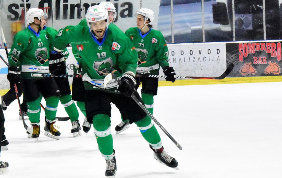 HK SŽ Olimpija | Olimpija je vknjižila četrto zaporedno zmago. V Italiji je slavila s 4:1. | Foto HK SŽ Olimpija