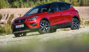 Prva vožnja: Seat arona lahko postane nova španska uspešnica #foto #video