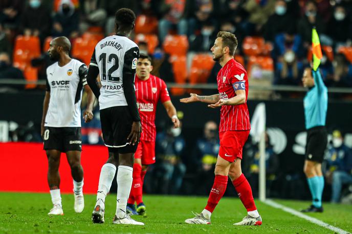 Valencia : Sevilla, Ivan Rakitić | Sevilla in Valencia sta se razšli z remijem. | Foto Guliverimage