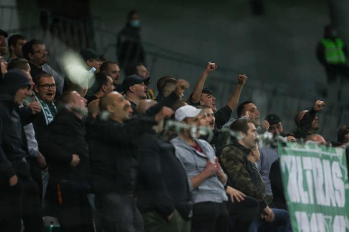 Olimpija Tabor | V Stožicah so po dolgem času spremljali dvoboj navijači Olimpije, a niso mogli biti kaj preveč zadovoljni z videnim. | Foto Vid Ponikvar