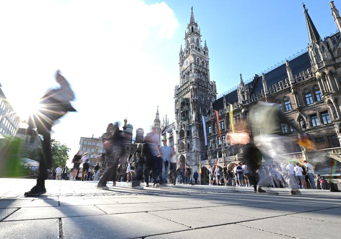 Največ slovenskih navijačev se bo tudi zaradi bližine odpravilo na Bavarsko. V Münchnu se bosta 20. junija pomerili Slovenija in Srbija. | Foto: Reuters