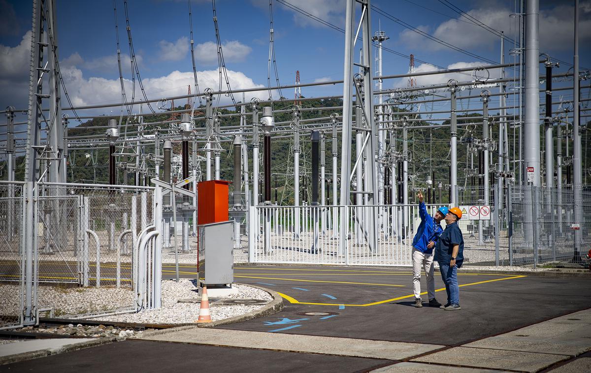 Jedrska elektrarna Krško | Nasprotniki menijo, da je za referendum prezgodaj, saj da ne bodo znane ključne informacije in analize, s tem pa se bo dalo bianco menico za projekt, ki lahko med drugim pomeni veliko finančno tveganje za državo in ne rešuje vprašanja samozadostnosti. | Foto Ana Kovač