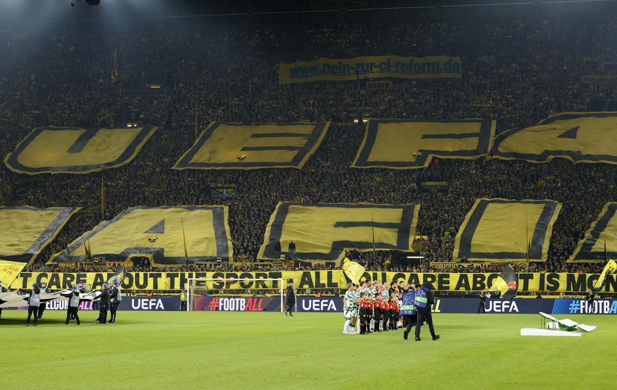 Borussia Dortmund Celtic | Navijači Borussie Dortmund se ne strinjajo z odločitvijo Uefe, ki je s sezono 2024/25 uvedla nov tekmovalni sistem v evropskih klubskih tekmovanjih. | Foto Reuters