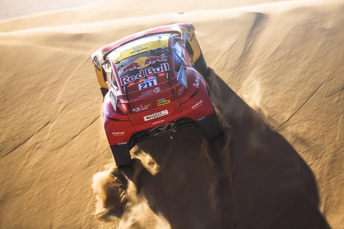 Sebastien Loeb se je že sprijaznil z drugim mestom. | Foto: AP / Guliverimage