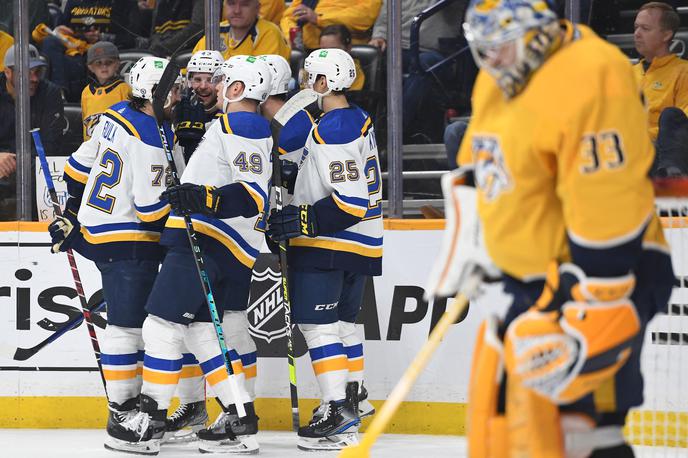 St Louis Blues | St. Louis Blues so samo v drugi tretjini dosegli sedem golov. | Foto Reuters