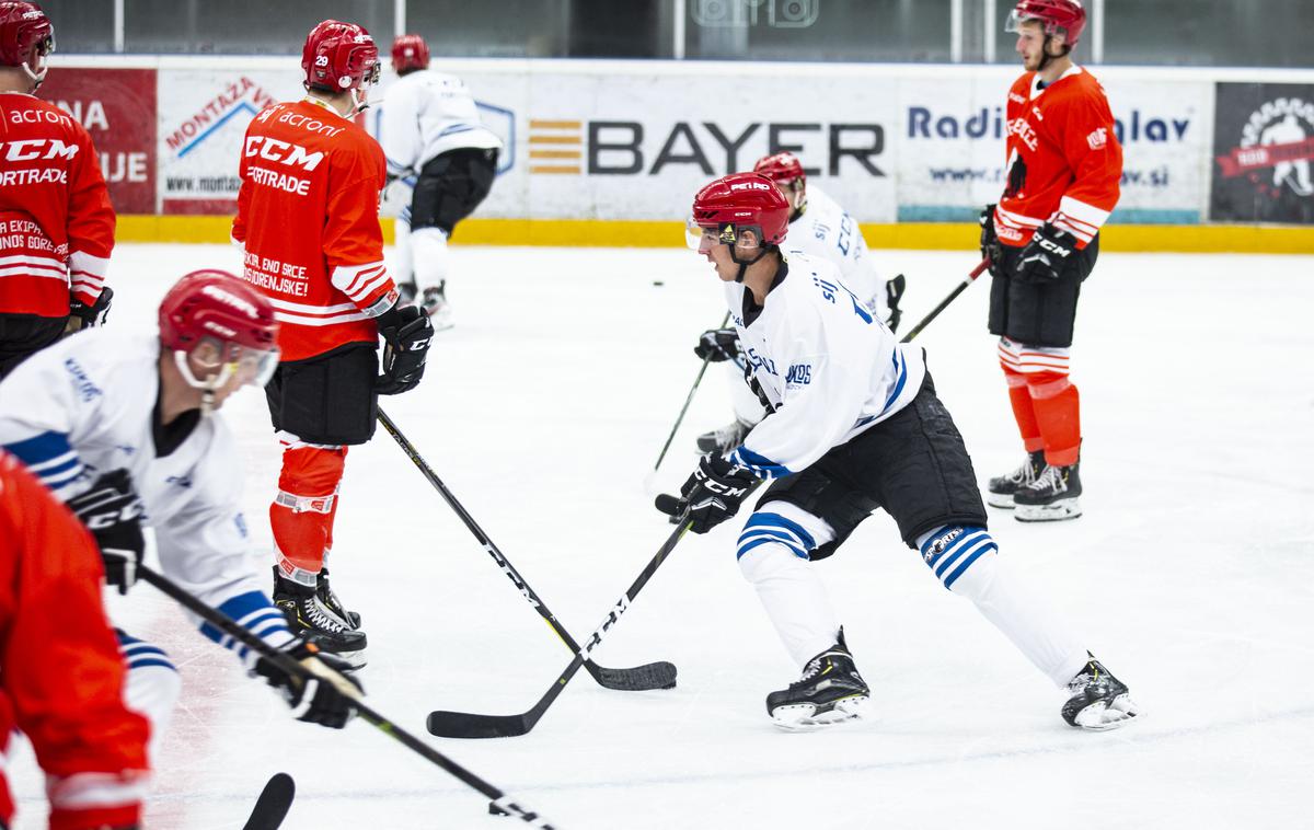 HDD Sij Acroni Jesenice | Prvi hokejisti Jesenic so se po prisilnem premoru v sredo vrnili na led. | Foto Peter Podobnik/Sportida