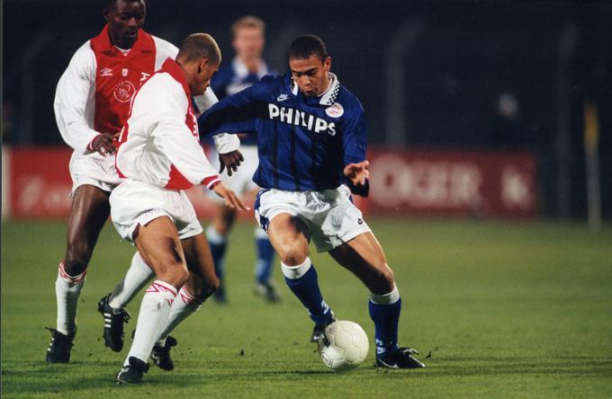 Ronaldo v majici PSV. | Foto: Getty Images