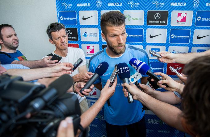 Želi si, da bi soigralci ohranili tako dobro formo, kot jo v zadnjih tednih kažejo v svojih klubih. Valter Birsa in Josip Iličić sta ga na zadnjih tekmah navdušila. | Foto: Vid Ponikvar