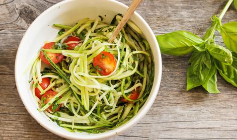 S presežkom bučk si naredite zoodles #recept