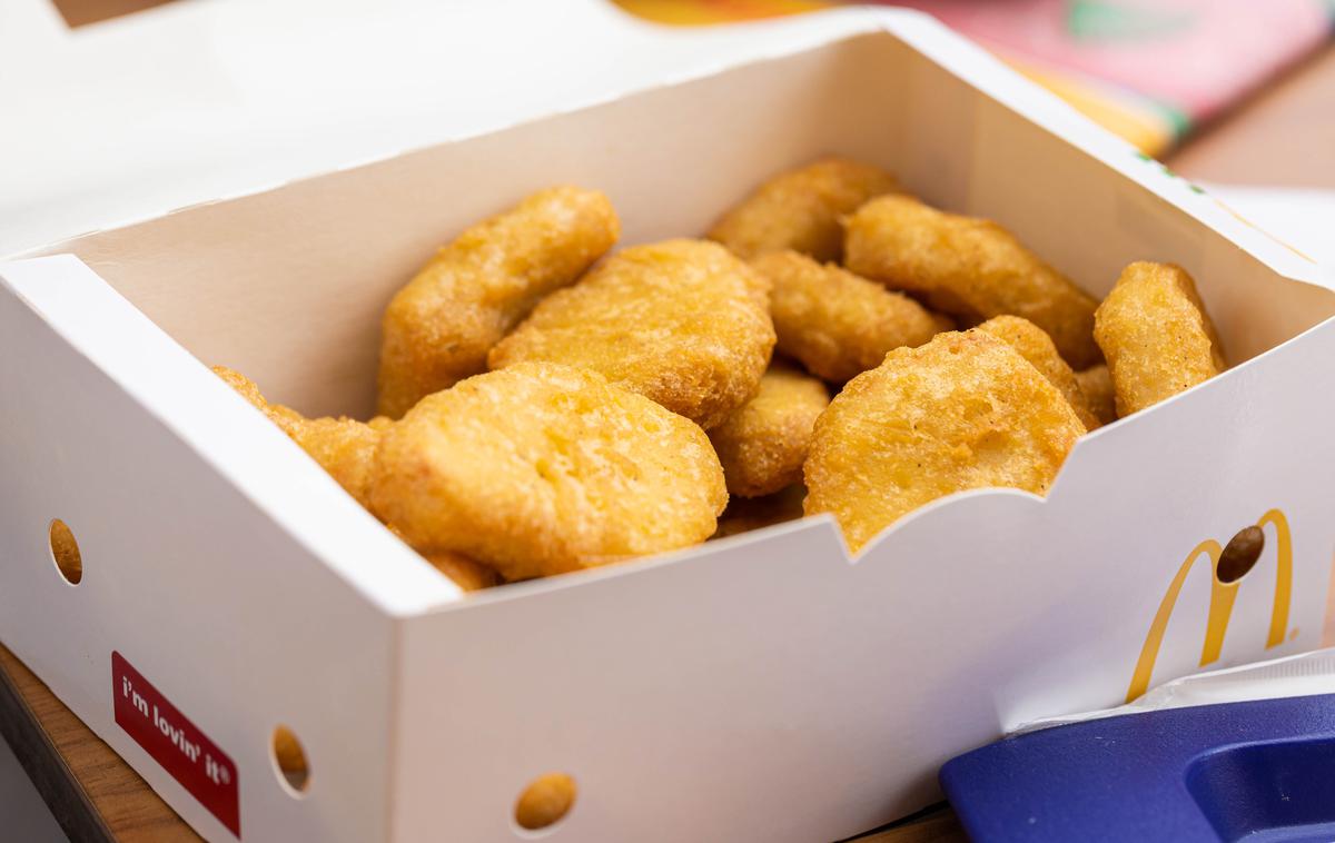 McNugget, McDonald's | Korporacija McDonald's in lastnik franšize, podjetje Upchurch Foods, Inc., sta krivdo zanikala in se branila, da je šlo za "nesrečen slučaj". | Foto Shutterstock