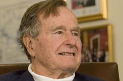 George Bush bo volil Hillary Clinton