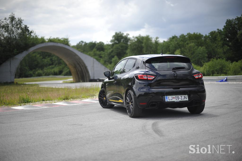 Renault Clio RS 18