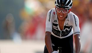 Egan Bernal po padcu na treningu brez Gira