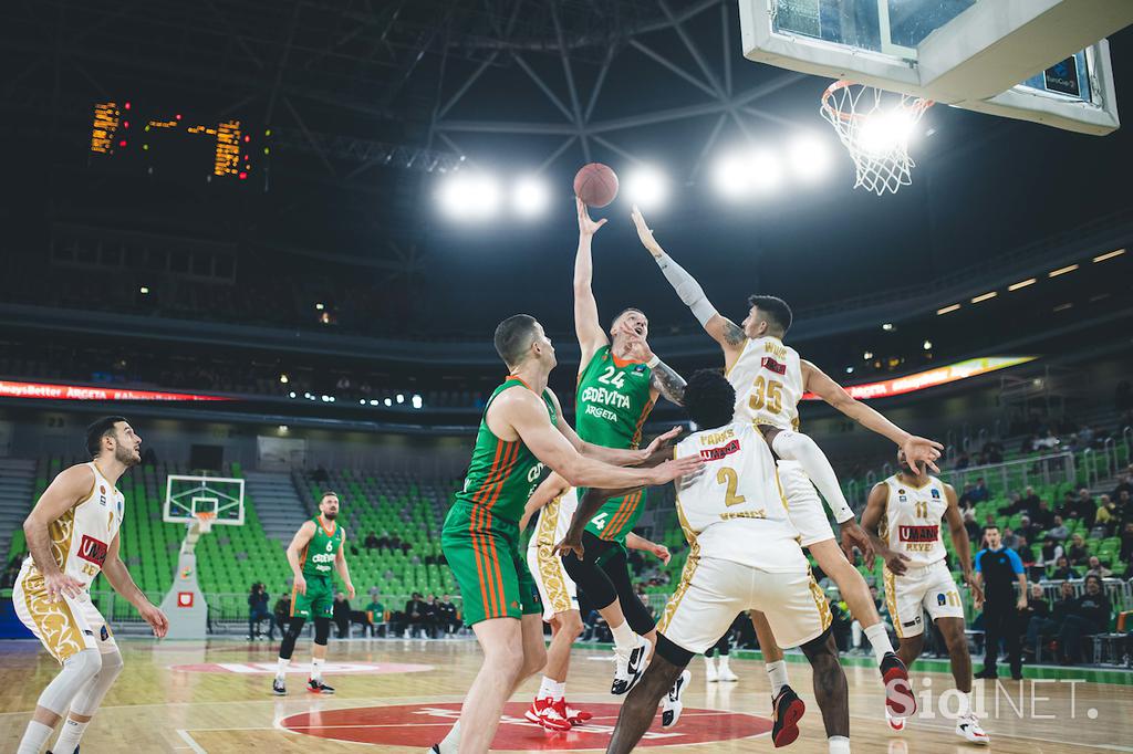 Cedevita Olimpija Umano Reyer.