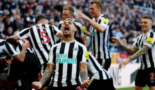 Newcastle prehitel Man United, City zmlel Liverpool