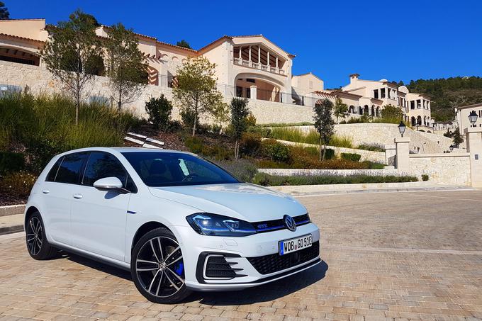 Volkswagen golf GTE - priključni hibrid | Foto: Jure Gregorčič