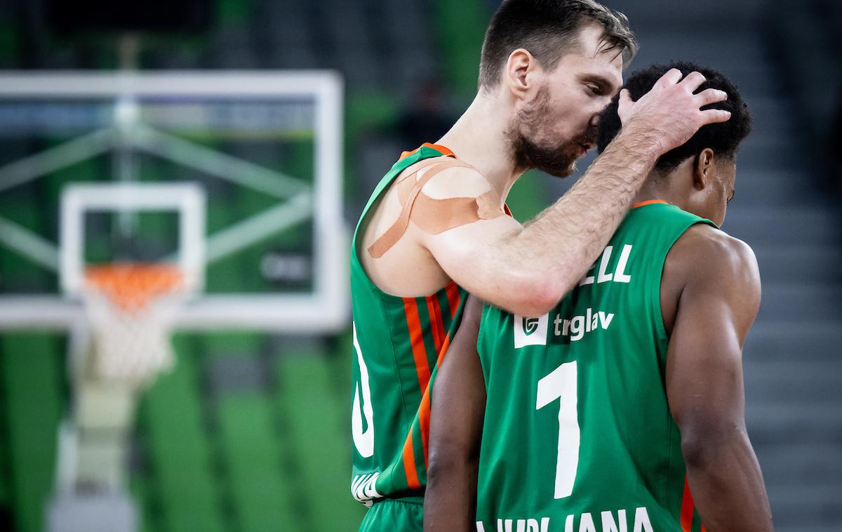 EuroCup: Cedevita Olimpija - Brescia Yogi Ferrell Zoran Dragić | Zoran Dragić bo dlje časa odsoten s parketa. | Foto Vid Ponikvar