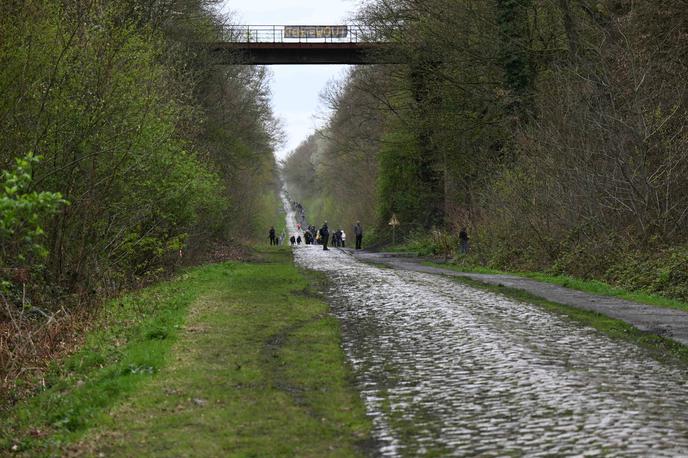 Pariz - Roubaix, kocke, Eddy Merckx | Znamenite dirke Pariz–Robaix si ni mogoče predstavljati brez brutalnih tlakovanih odsekov. V šestdesetih letih prejšnjega stoletja pa so skoraj izginili.  | Foto Guliverimage