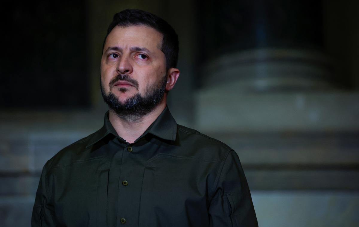 Volodimir Zelenski | Po oceni ukrajinskega predsednika bi bilo treba v državi zamenjati "celotno vodstvo, ki poganja državni stroj". | Foto Reuters