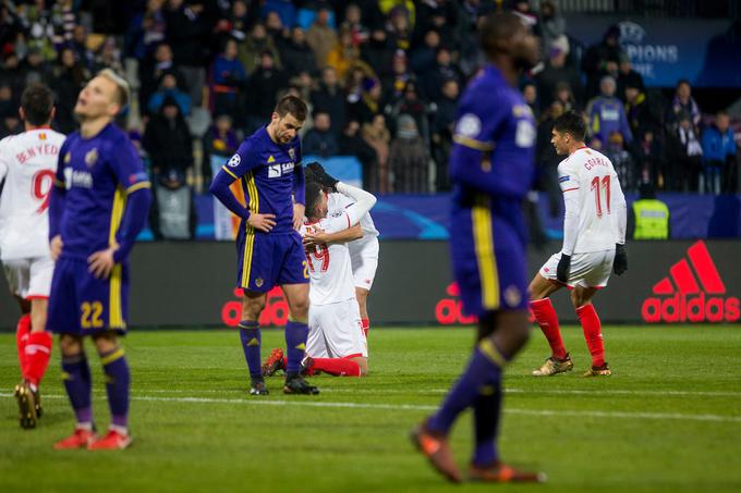 Sevilla, ki se je od skupinskega dela poslovila z remijem v Ljudskem vrtu, se bo v osmini finala pomerila z Manchester Unitedom. | Foto: Urban Urbanc/Sportida