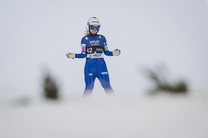 Nika Križnar je bila na treningu 6., 10. in 8. Najdlje je poletela 170 metrov. | Foto: Sportida