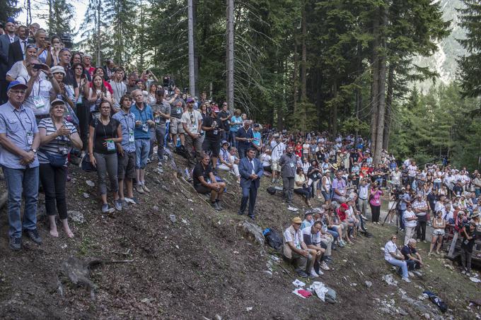 Na slovesnosti pri Ruski kapelici se je zbralo okoli 2.500 ljudi. | Foto: 