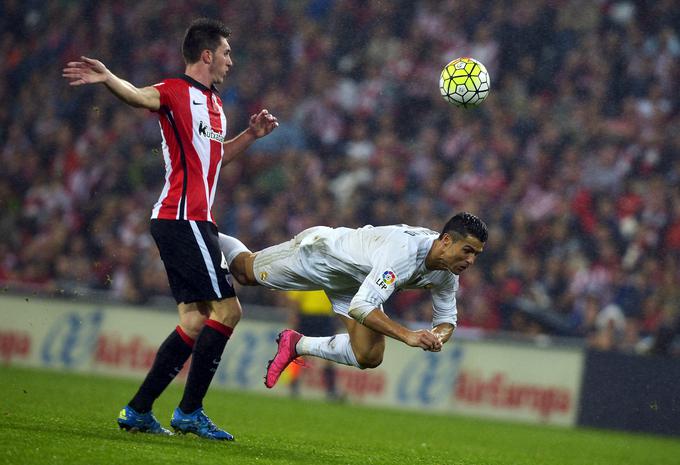 Aymeric Laporte se je preselil na Otok. | Foto: Reuters