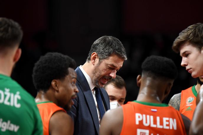 Jurica Golemac Cedevita Olimpija Bourg | Brez prave energije ne gre, kar se zaveda tudi glavni trener Jurica Golemac. | Foto Cedevita Olimpija/Tine Ružič