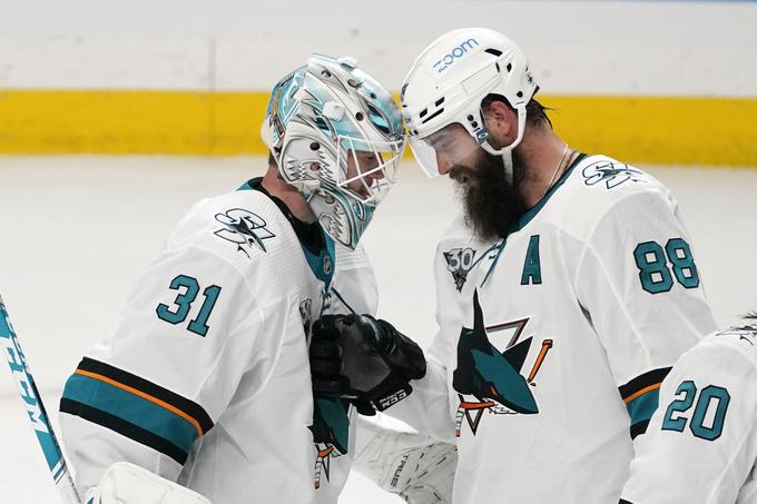 Martin Jones je vknjižil 25 karierni shutout, Brent Burns 500 asistenco v dresu San Jose Sharks. | Foto: Guliverimage/Vladimir Fedorenko