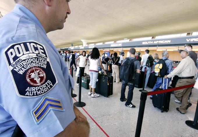 Ameriške oblasti | Foto: Reuters