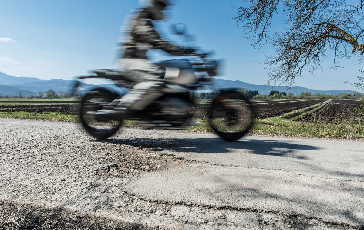 Javna agencija RS za varnost prometa (AVP) : Ne prehitevajte življenja! Motorist za vedno. | Foto Klemen Korenjak